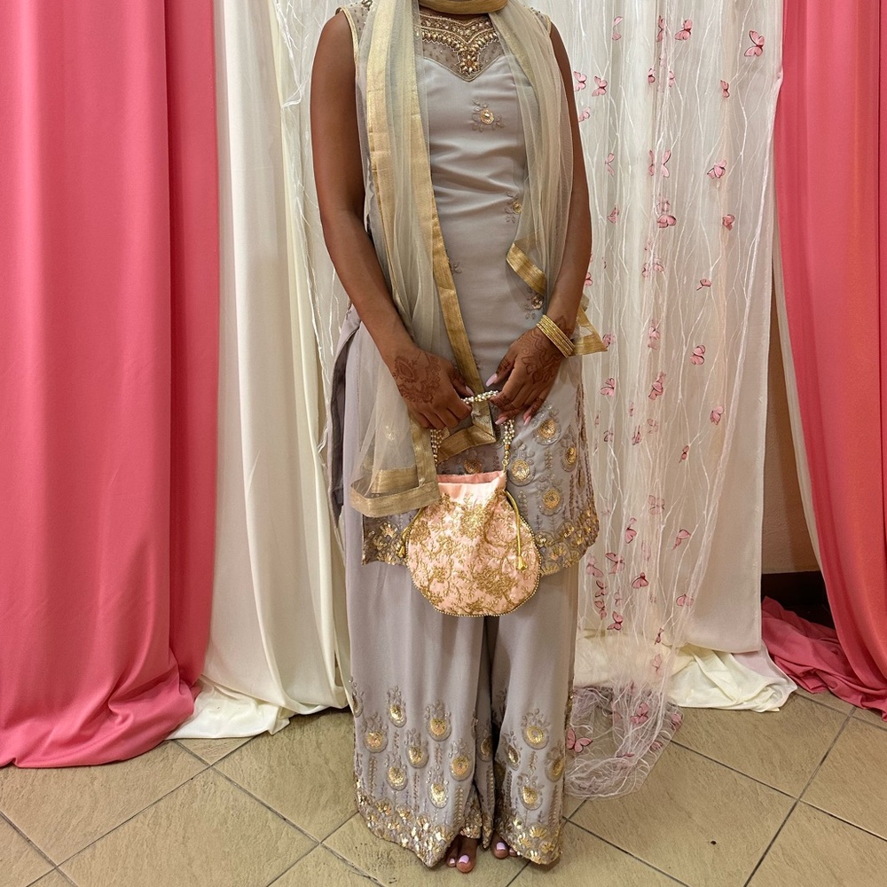 Stunning Punjabi suit, Grey color with gold work. Worn once